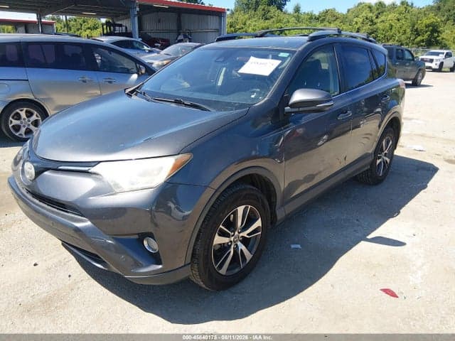 2017 TOYOTA RAV4 XLE 2