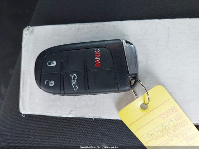 2019 DODGE CHALLENGER SXT 11