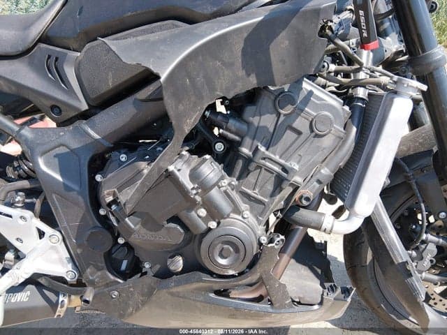 2026 HONDA CBR650 R 8