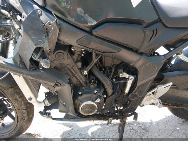 2026 HONDA CBR650 R 9
