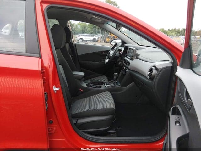 2020 HYUNDAI KONA SE 5