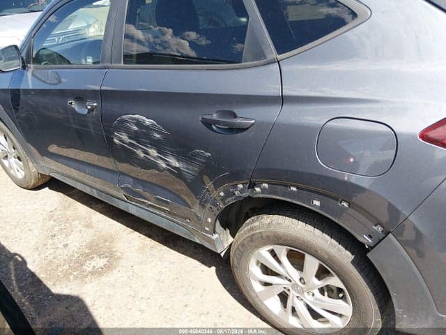 2019 HYUNDAI TUCSON SE 6