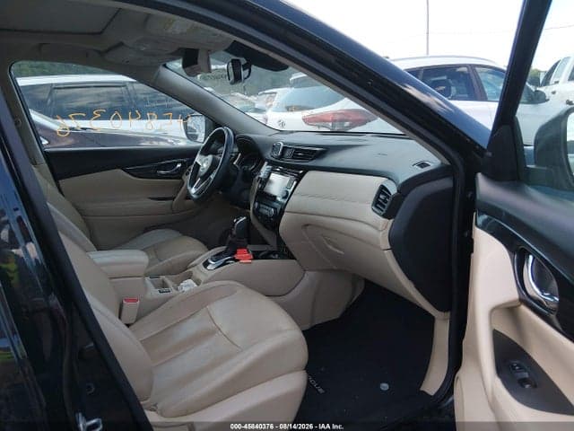 2017 NISSAN ROGUE SL 5