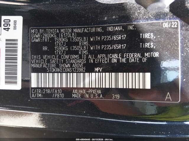 2022 TOYOTA SIENNA LE 9