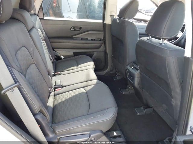 2023 NISSAN PATHFINDER S 4WD 8