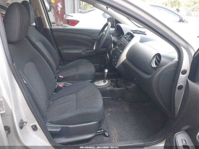 2017 NISSAN VERSA 1.6 SV 5