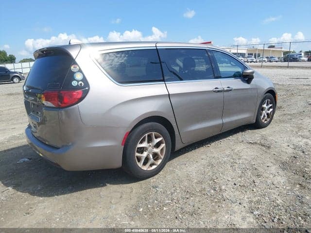 2017 CHRYSLER PACIFICA TOURING PLUS 4