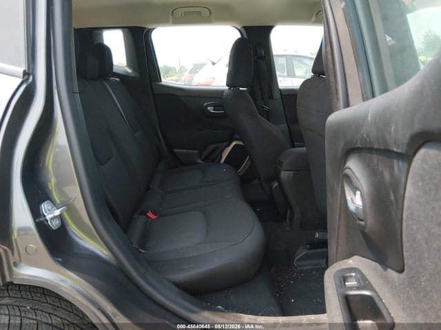 2017 JEEP RENEGADE SPORT 8