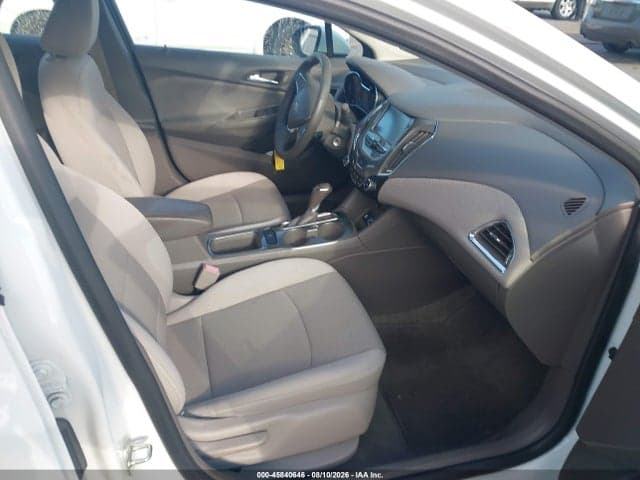 2017 CHEVROLET CRUZE LT AUTO 5