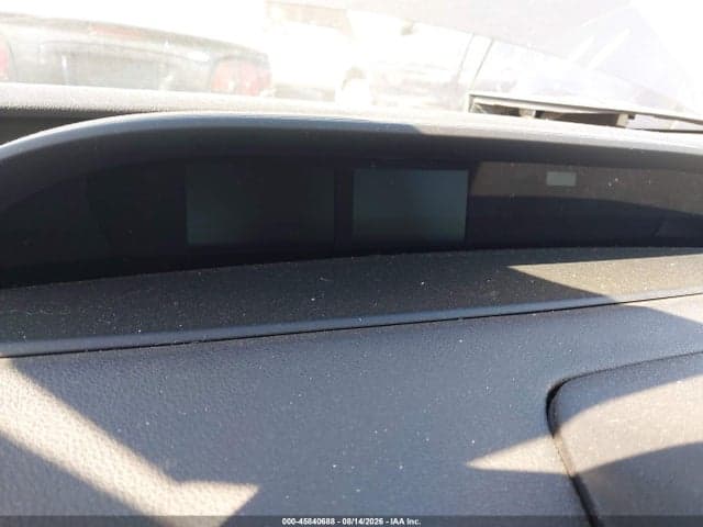 2017 TOYOTA PRIUS TWO 7
