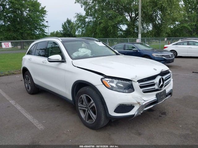 2019 MERCEDES-BENZ GLC 300 4MATIC 1