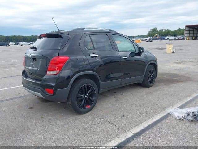 2018 CHEVROLET TRAX LT 4