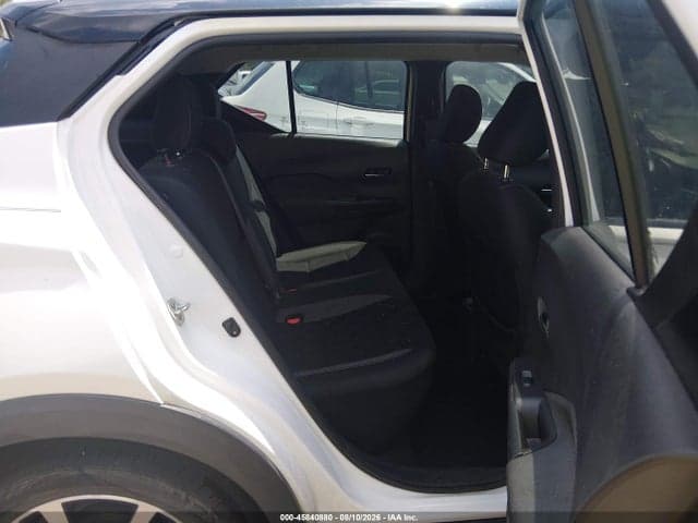 2019 NISSAN KICKS SV 8