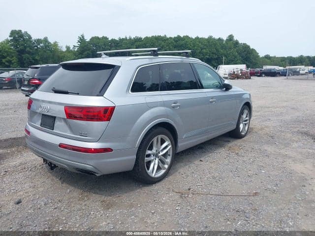 2017 AUDI Q7 3.0T PREMIUM 4