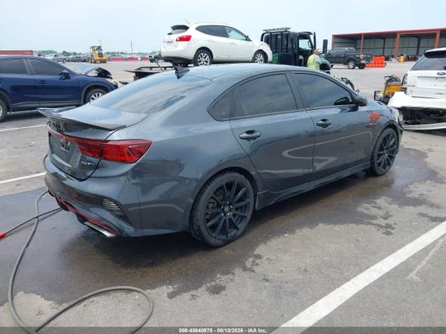 2023 KIA FORTE GT 4