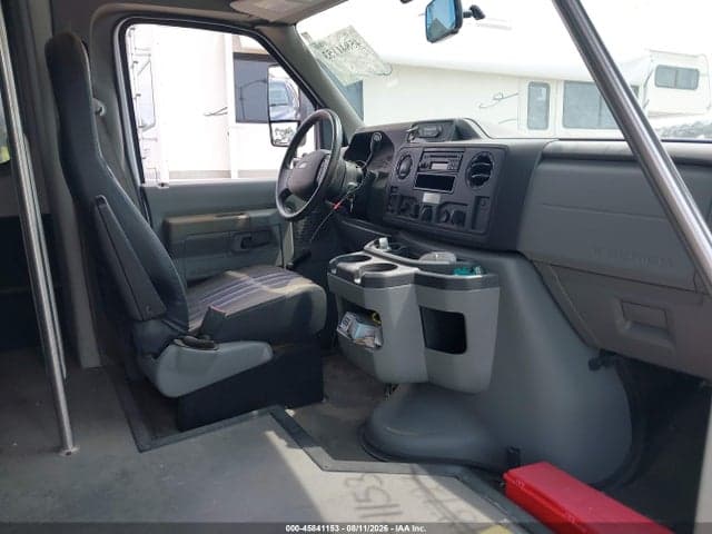 2019 FORD E-350 CUTAWAY 6