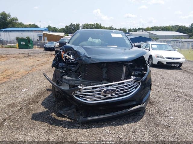 2022 FORD EDGE SE 13