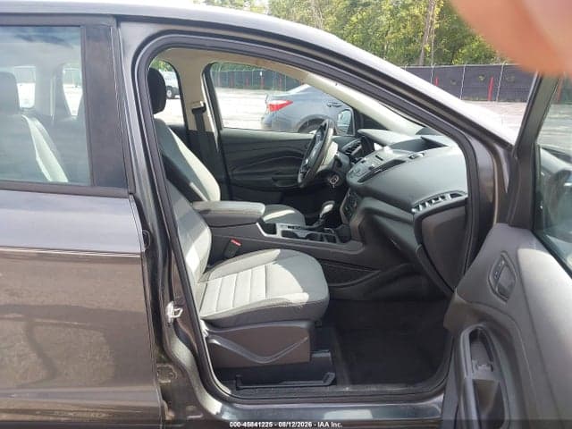 2017 FORD ESCAPE S 5