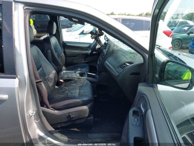 2019 DODGE GRAND CARAVAN GT 5