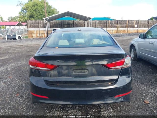 2017 HYUNDAI ELANTRA SE 16