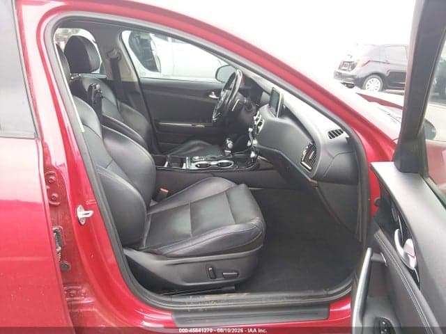 2019 KIA STINGER 5
