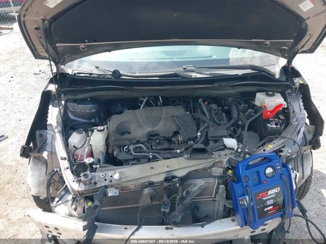 2021 TOYOTA SIENNA XLE 10
