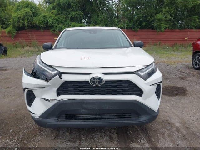 2023 TOYOTA RAV4 LE 12