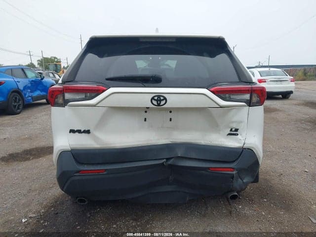 2023 TOYOTA RAV4 LE 16