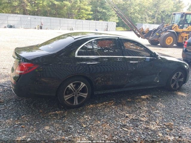 2019 MERCEDES-BENZ E 300 4MATIC 13
