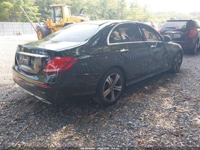 2019 MERCEDES-BENZ E 300 4MATIC 4