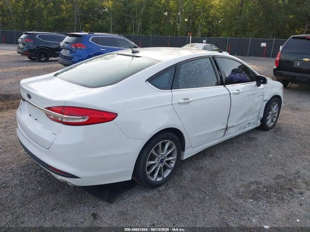 2017 FORD FUSION SE 4