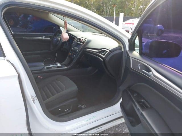 2017 FORD FUSION SE 5