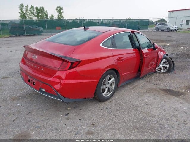 2021 HYUNDAI SONATA SE 4