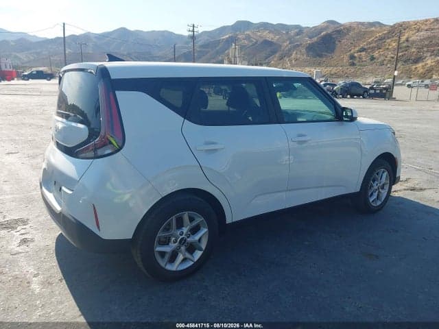 2024 KIA SOUL LX 4
