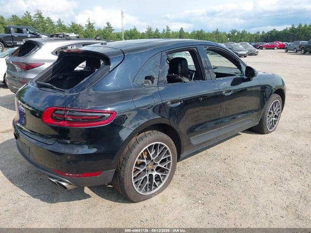 2017 PORSCHE MACAN S 4