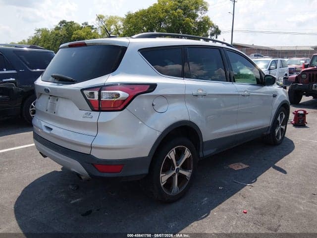 2017 FORD ESCAPE SE 4