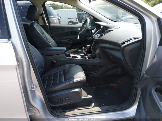 2017 FORD ESCAPE SE 5