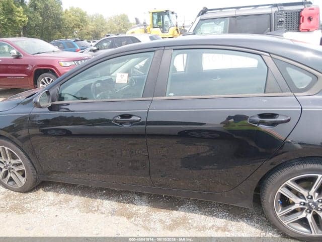 2019 KIA FORTE S 14