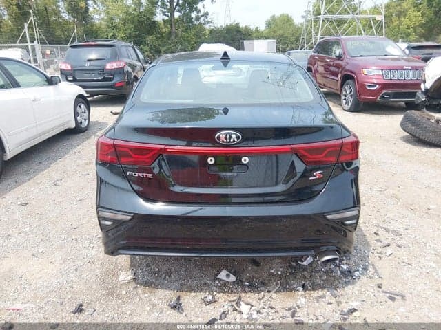 2019 KIA FORTE S 16