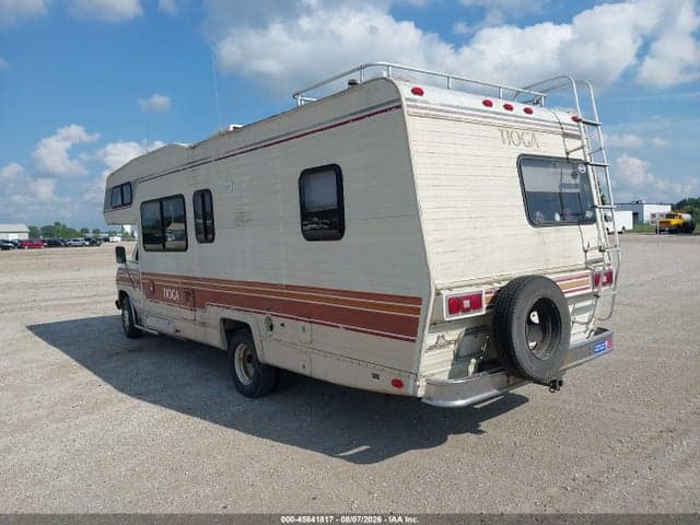 1983 FORD ECONOLINE E350 CUTAWAY VAN 3