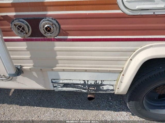 1983 FORD ECONOLINE E350 CUTAWAY VAN 6