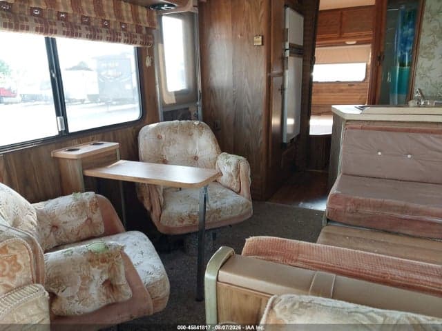 1983 FORD ECONOLINE E350 CUTAWAY VAN 8