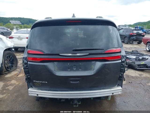 2022 CHRYSLER PACIFICA TOURING L 17