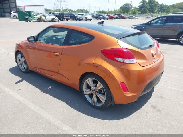 2017 HYUNDAI VELOSTER VALUE EDITION 3