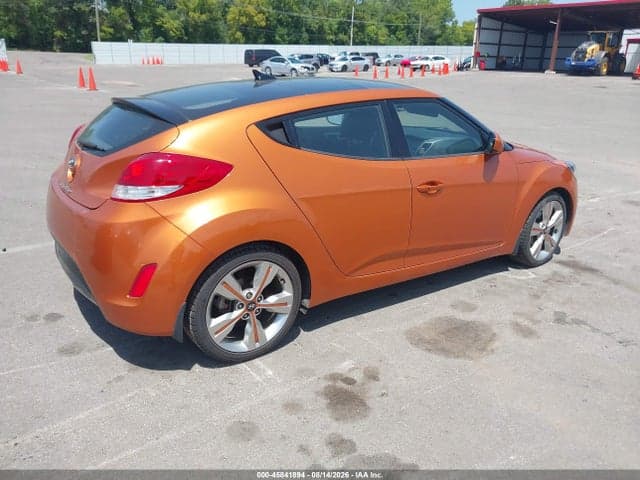 2017 HYUNDAI VELOSTER VALUE EDITION 4