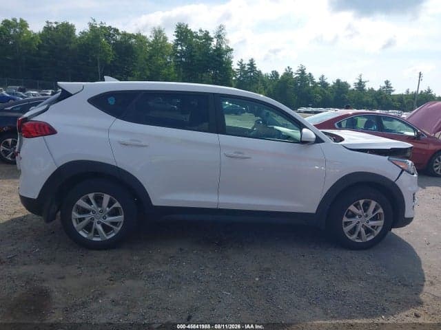 2020 HYUNDAI TUCSON SE 13