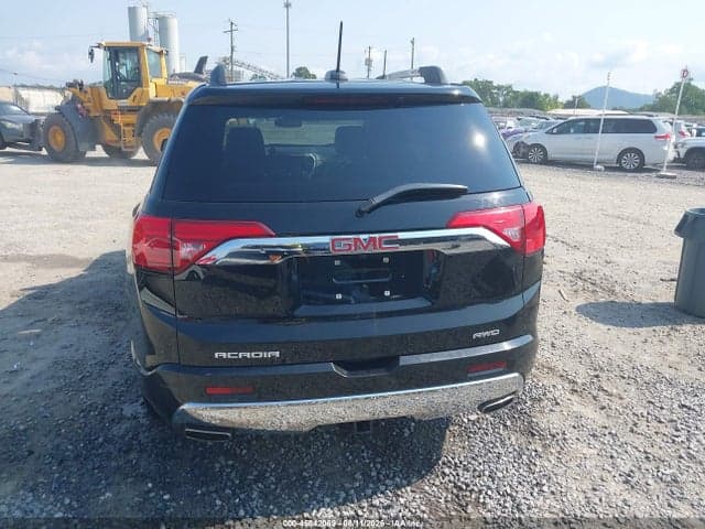 2019 GMC ACADIA DENALI 17