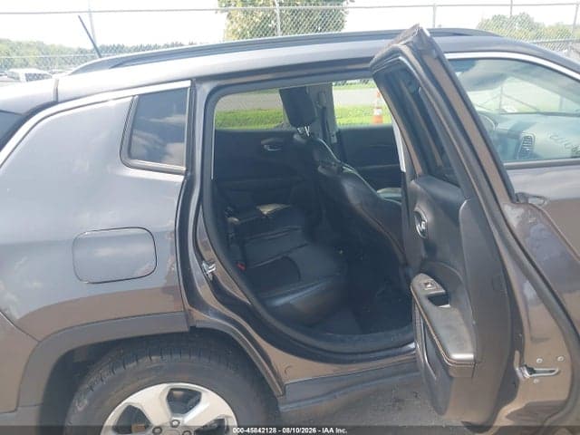 2020 JEEP COMPASS LATITUDE 4X4 8