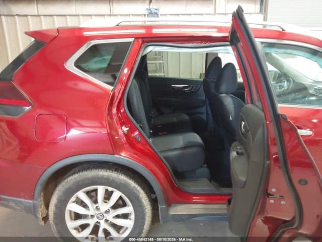 2018 NISSAN ROGUE SV 8