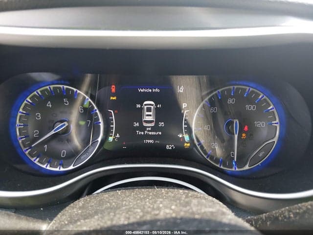 2023 CHRYSLER PACIFICA TOURING L 7
